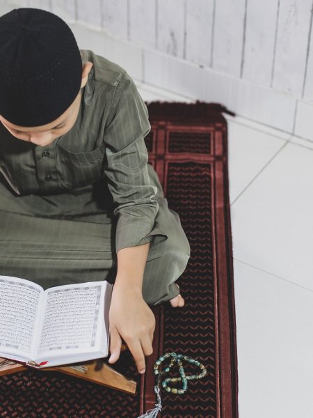 muslim-boy-reading-holy-quran-2021-08-30-06-01-29-utc-min.jpg muslim-boy-reading-holy-quran-2021-08-30-06-01-29-utc-min.jpg